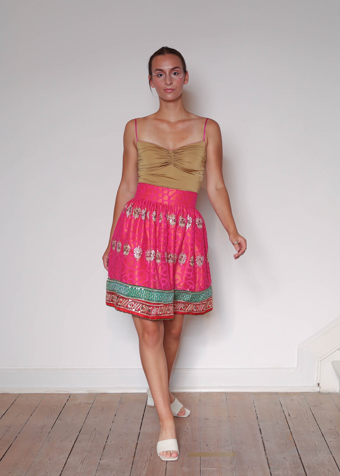 Top aus glänzendem Gold-Jersey