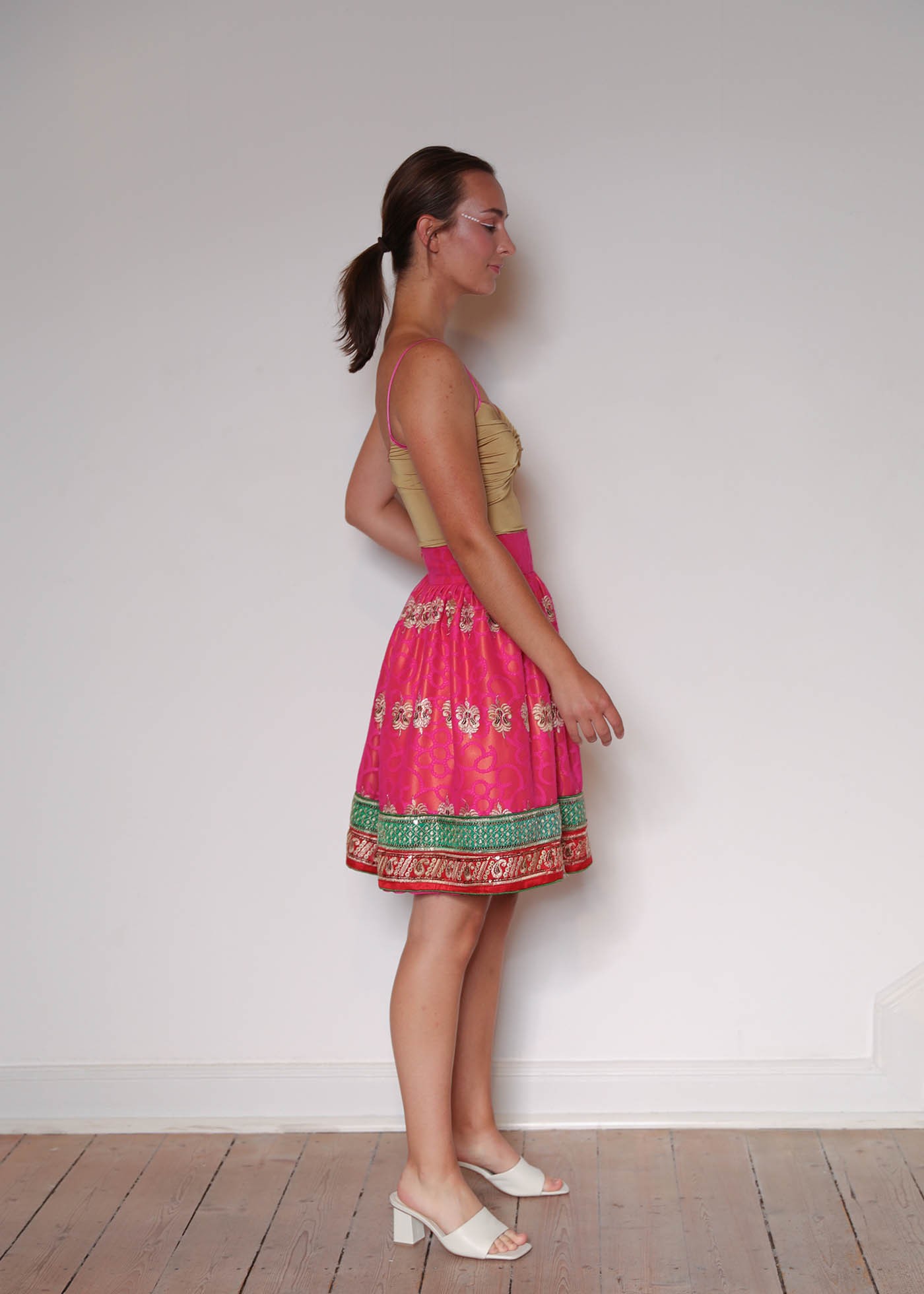 Top aus glänzendem Gold-Jersey